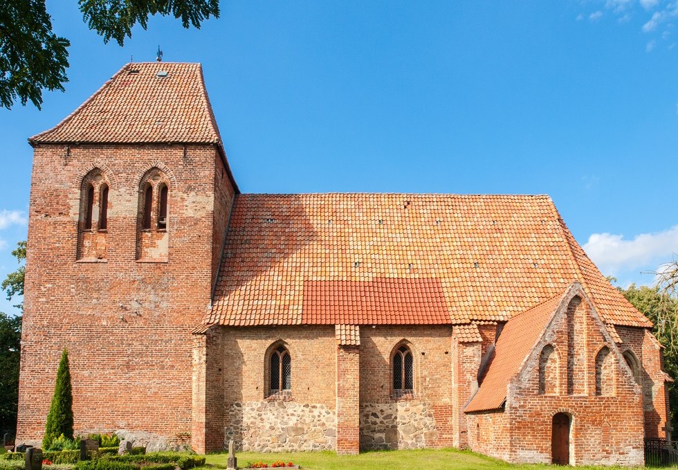 South side of the church Old Karin, © Frank Burger