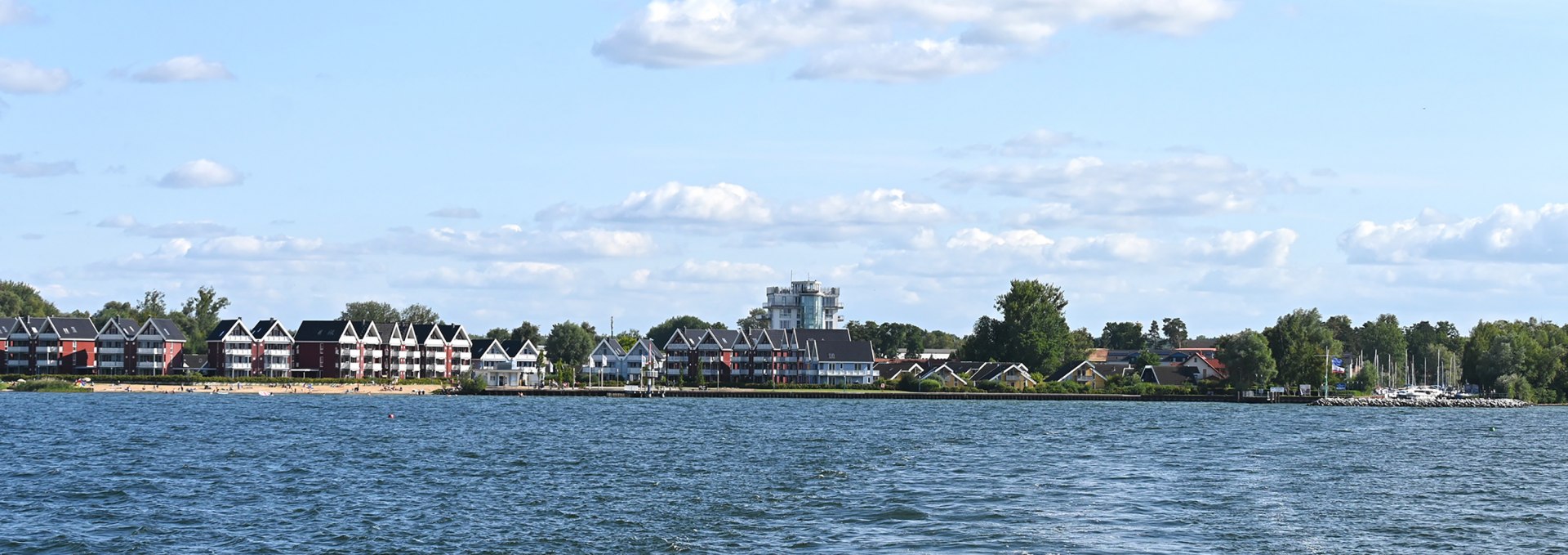 Hafendorf Müritz: Tourist center on the southern shore of Müritz, © KUHNLE-TOURS