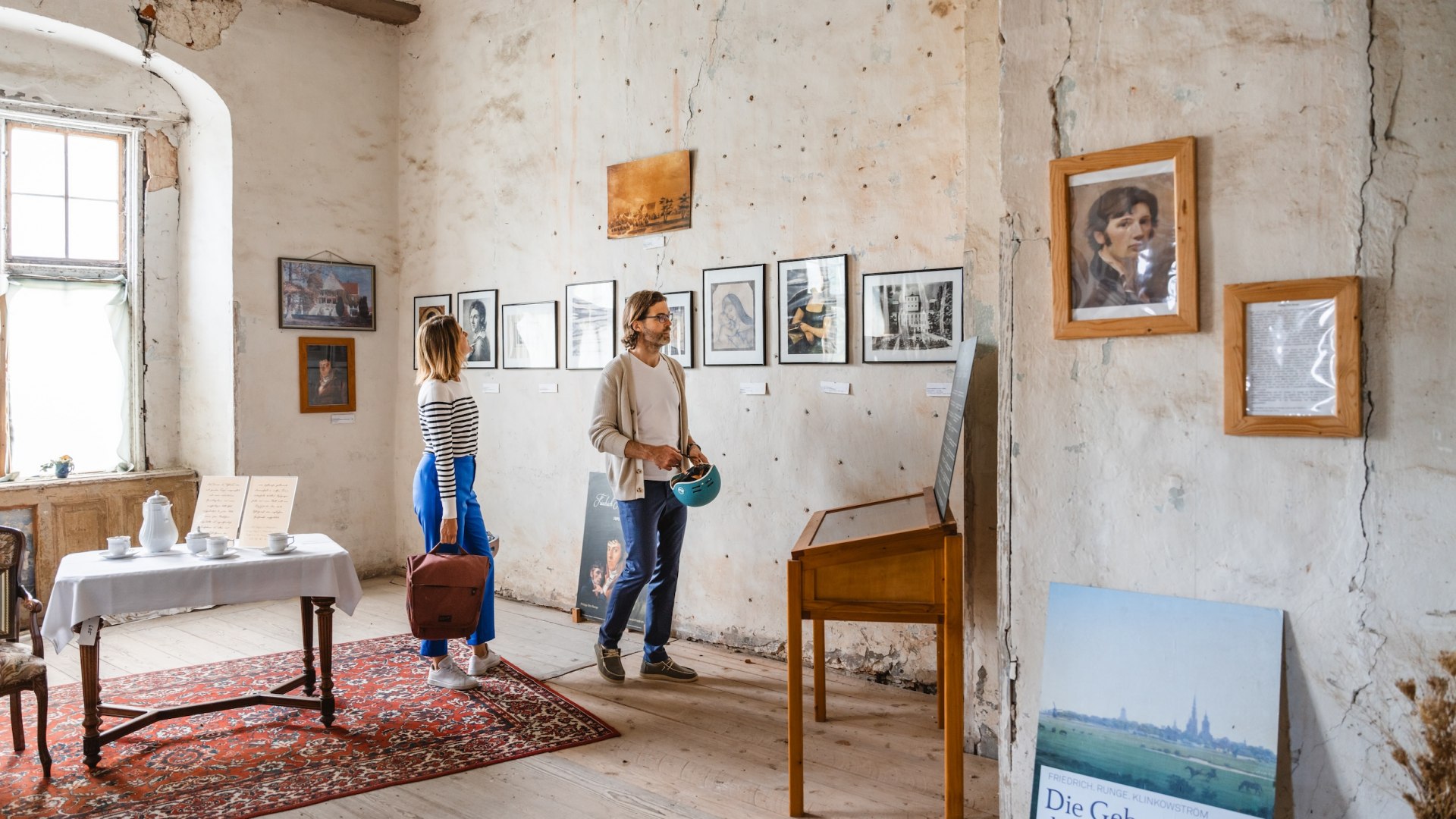 History up close: Frauke and Wolf find out more about the painting trio at Ludwigsburg Palace., © TMV/Gross