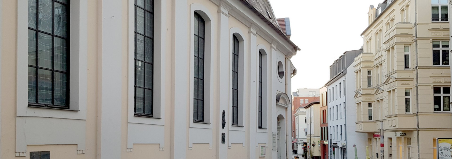 The facade of St. Anna in Schwerin seen from Schlossstraße., © Tourismusverband Mecklenburg-Schwerin