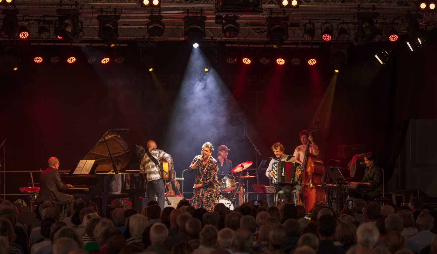 23rd Ahrenshooper Jazzfest 2024: Ahrenshooper Social Club, © ostsee-kuestenbilder.de