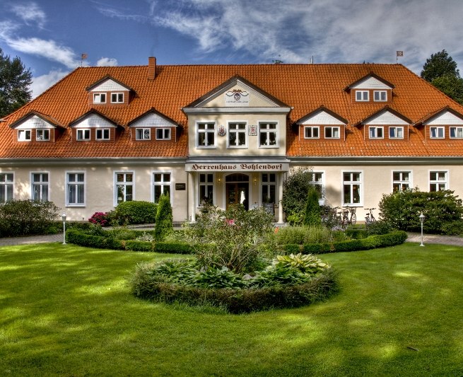 Landhotel Herrenhaus BohlendorfExterior view - entrance area, © Lieblingsplatz Hotels mbH