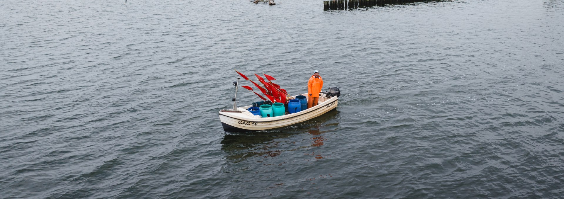 Florian Koldevitz and his father Thomas set sail from Gager harbor almost every morning at 3:30 am., © TMV/Gross