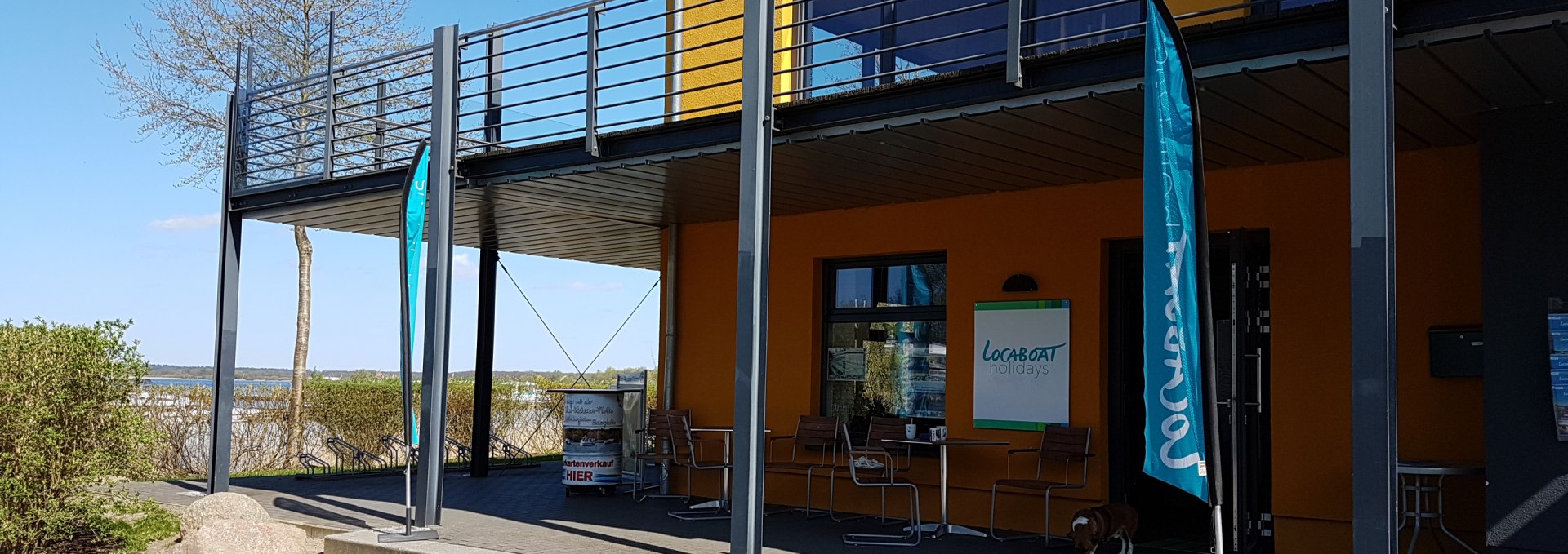 Port office Locaboat in Untergöhren, © Locaboat Plaisance GmbH