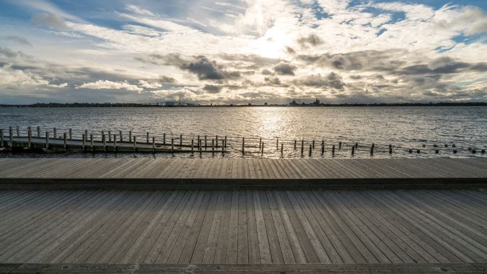 Bathing ramp in Altefähr with view of Stralsund, © Eigenbetrieb Hafen- und Tourismuswirtschaft Altefähr