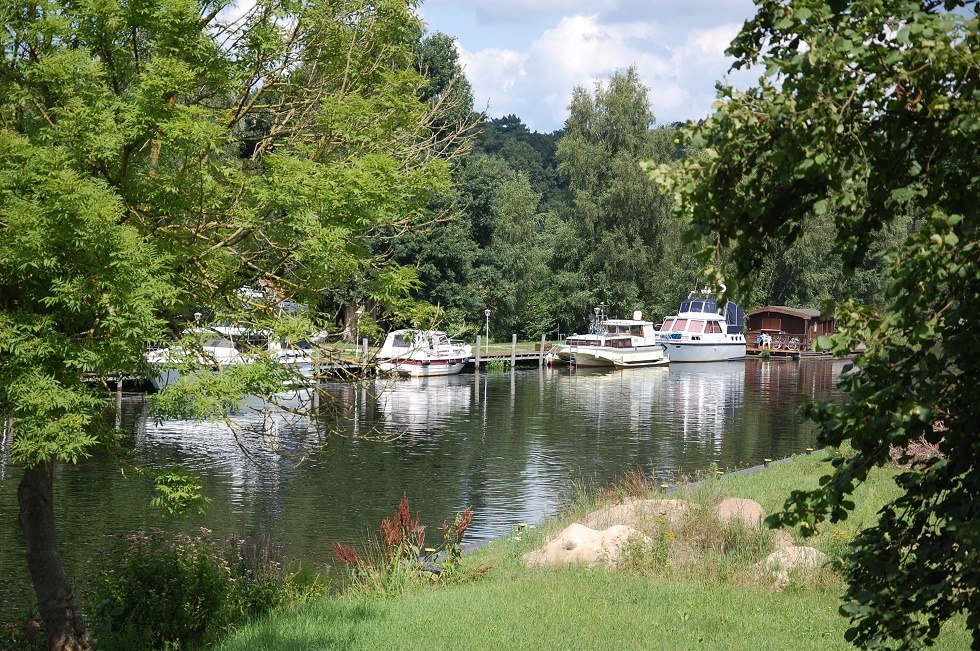 The rest area is idyllically located in the middle of nature., © Gabriele Skorupski