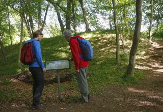 A display board gives an overview of the ramparts., © TMV/outdoor-visions.com