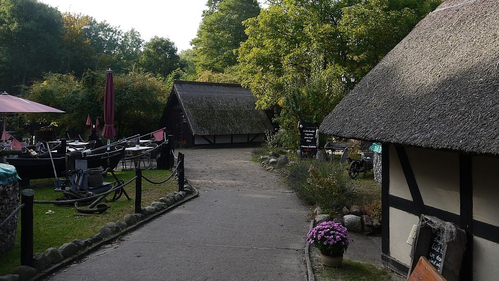 The salt huts are now no longer used as "herring packing huts", © Sven Fischer