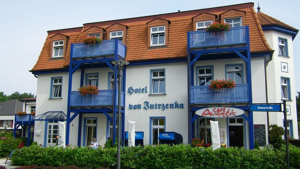 Exterior view of the hotel, © Hotel von Jutrzenka