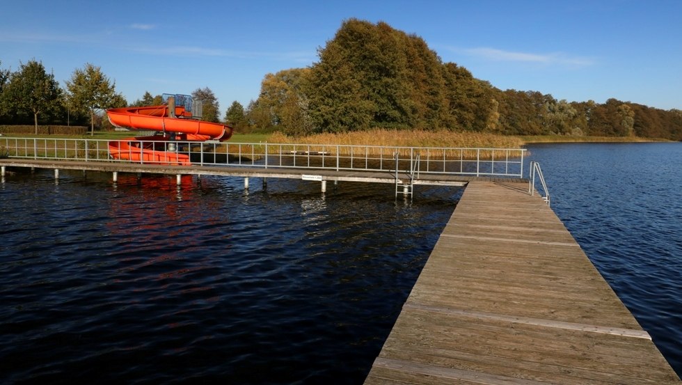 Broock lido - water slide, © TMV/Gohlke