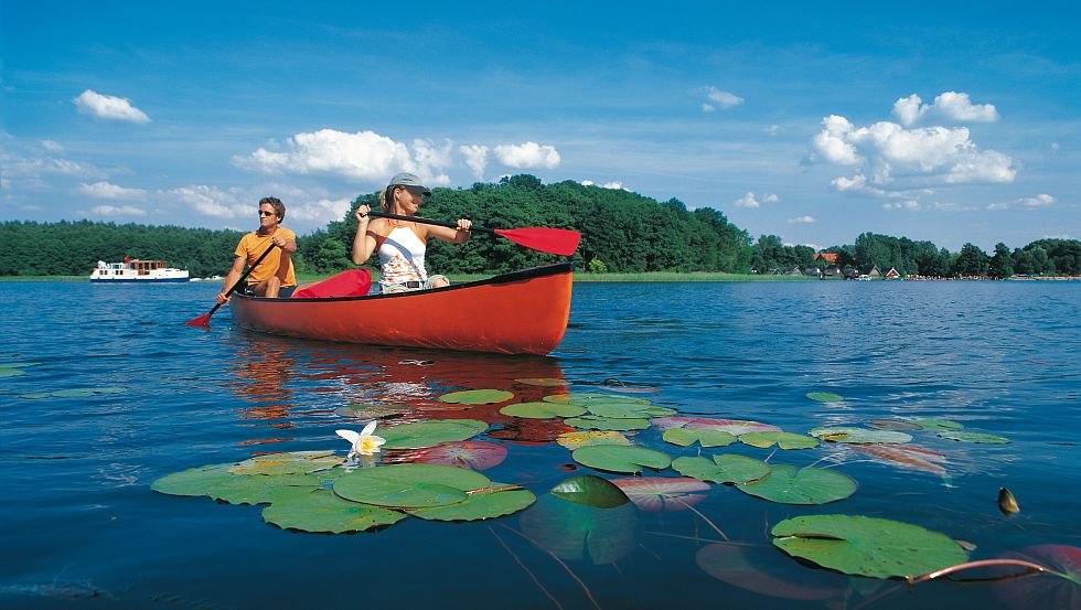 The Mecklenburgische Kleinseenplatte holds a varied area for canoeists, © TMV/Werk3