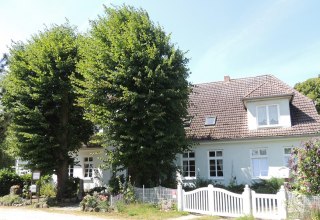 Manor house in Neuhof, © Kurverwaltung Insel Poel