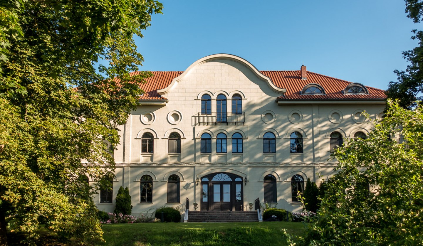 House view Marihn Castle, © Copyright DOMUSimages UG