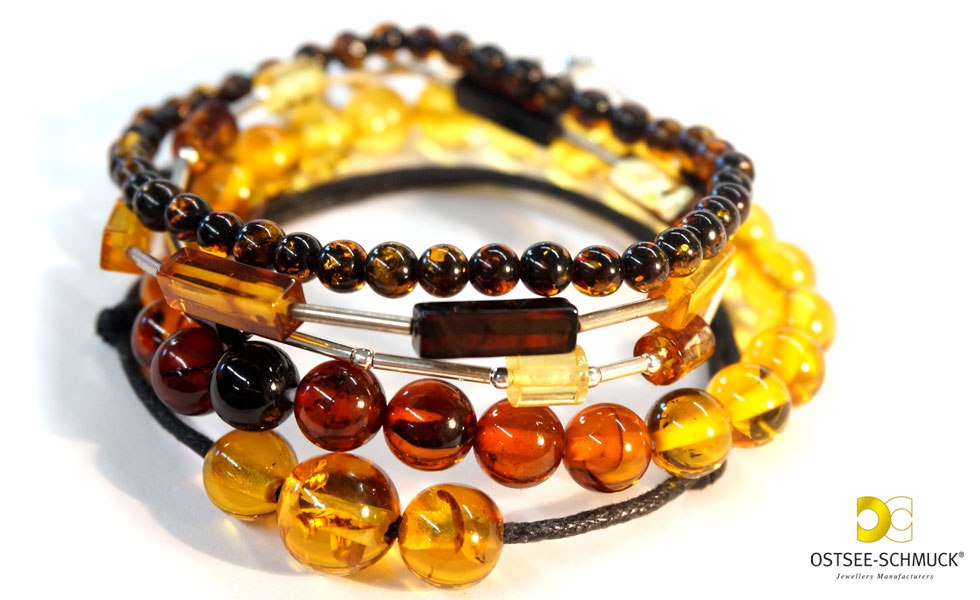 Amber bracelets, © Schaumanufaktur Ostsee Schmuck