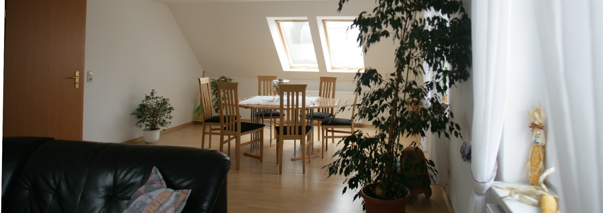 View into the living room of the large vacation apartment, © Fotodesign Köller