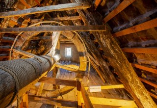 The original preserved wooden cargo bike under the roof of the 700 years old museum house in Stralsund, © STRALSUND MUSEUM