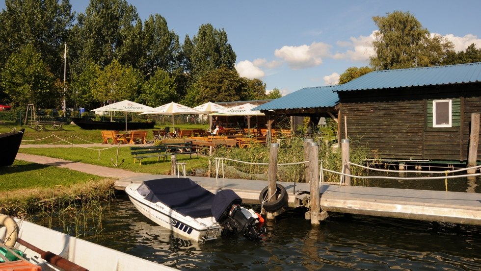 Comfortable rest at the fishing farm Röbel/Müritz, © Müritzfischer