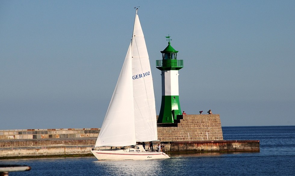 Sassnitz pier and lighthouse, © Tourismuszentrale Rügen