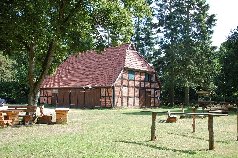 The restored half-timbered building is used today for various projects., © Gabriele Skorupski