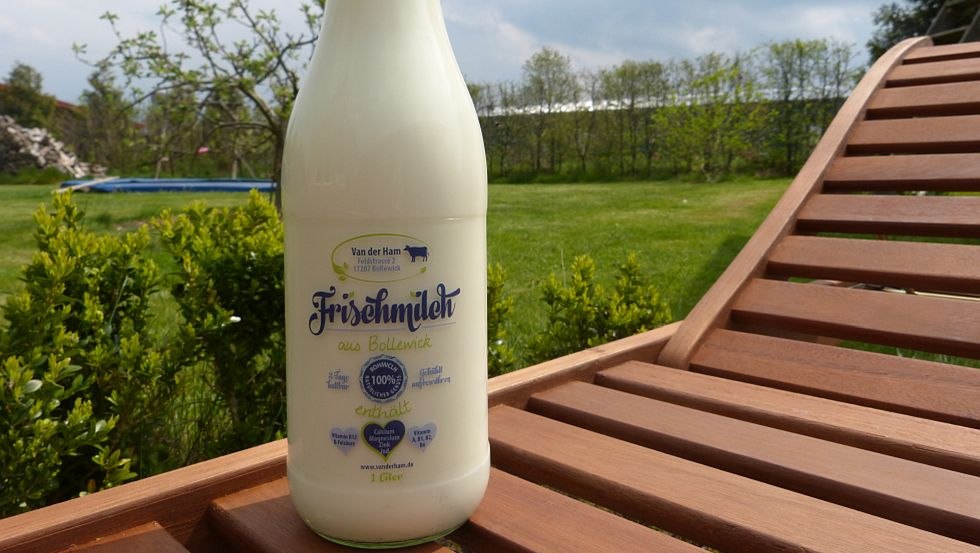 Fresh milk from Bollewick, © Van der Ham Bollewick