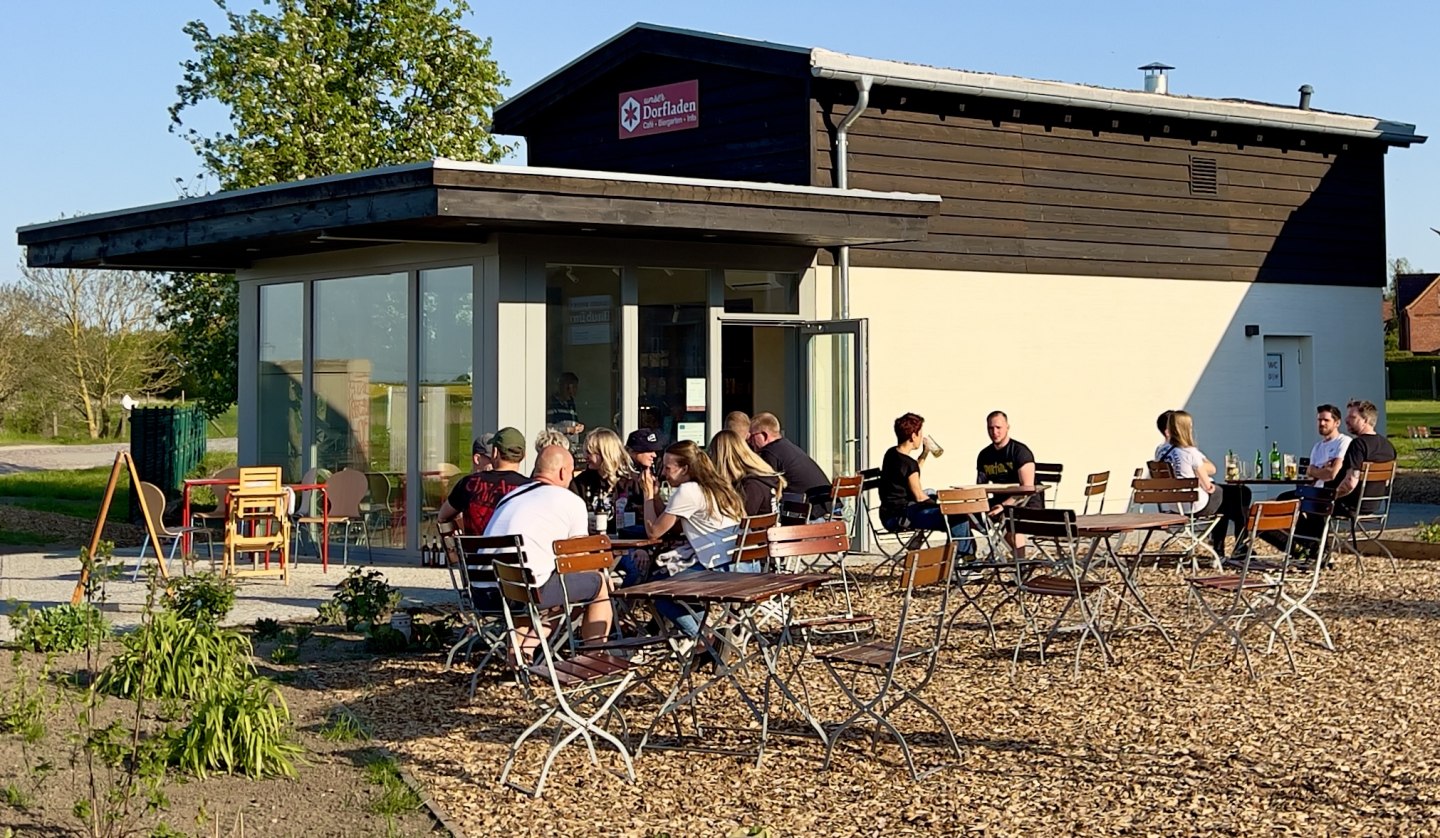 Our village store - on the edge of the estate, right by the road., © Schloss Broock GmbH & Co. KG - Jan Fischer