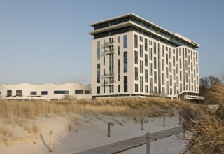 Exterior view of the a-ja Warnemünde. The resort., © a-ja Resort Warnemünde