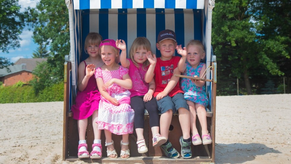 A paradise for kids - discover our vacation park and make many new friends, © Ferienpark Mecklenburg