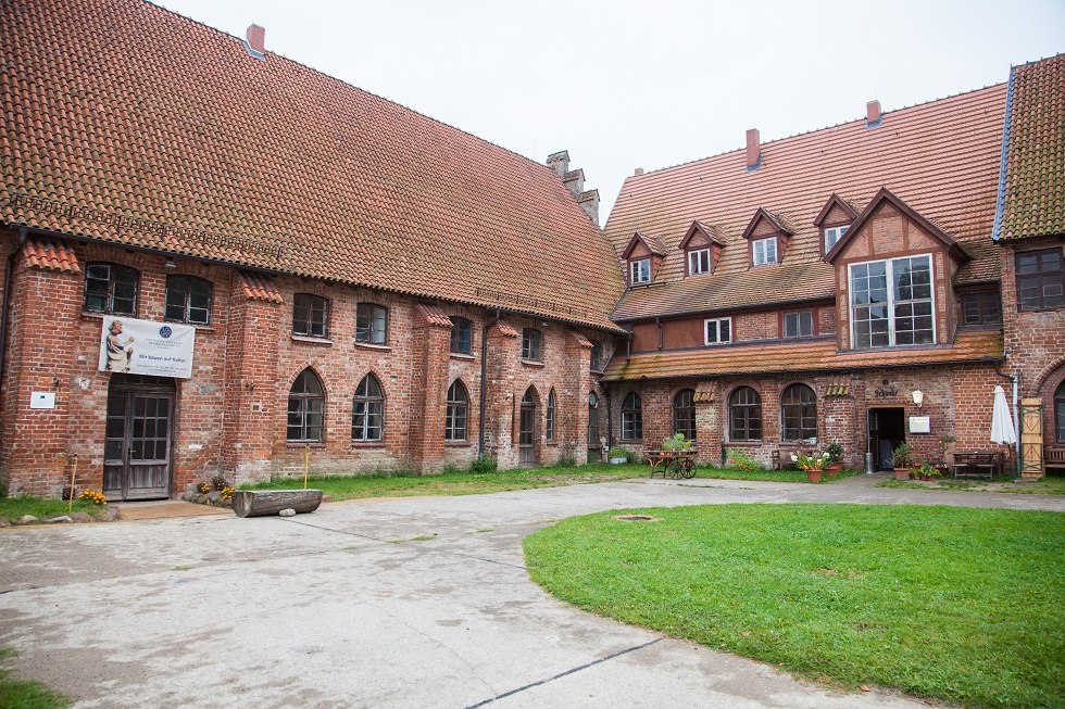 Monastery building with tavern, © Frank Burger