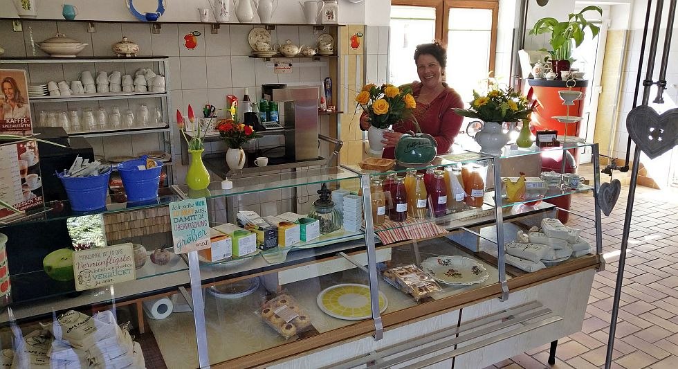 View of the summer café, © Lohnmosterei Konrad