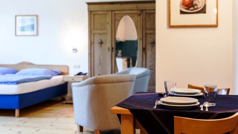 View into a comfortable double room, © Gutshaus Barkow