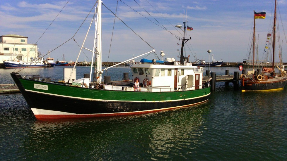 Cutter "Tietverdriew" returns to port from successful fishing trip, © E. Speck