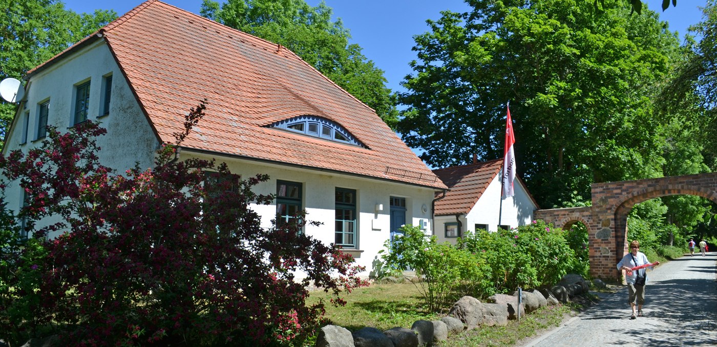 Sexton's house - Gallery at the archway, © Hiddenseer Hafen- und Kurbetrieb