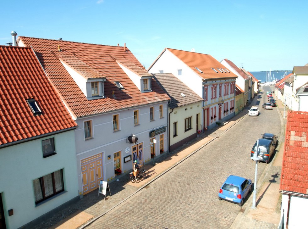 It is only a few steps from the Ackerbürgerei to Lassan's harbor, © Michael Kirsten