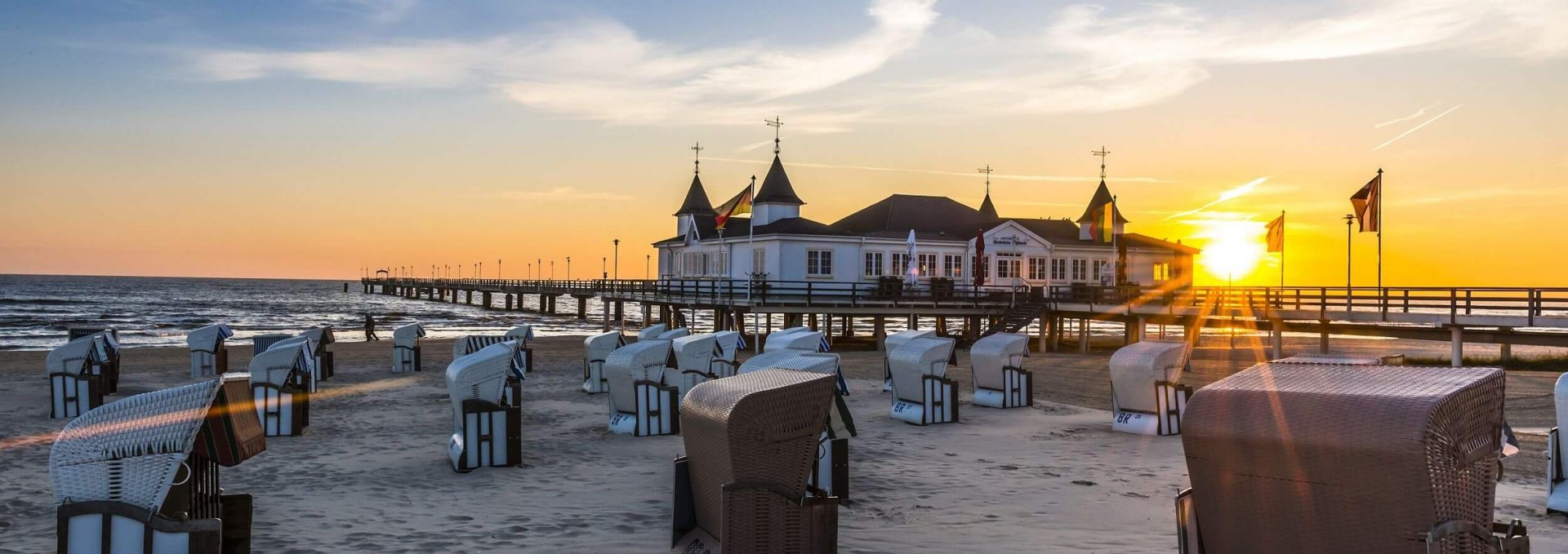 Sunrise at the pier of the seaside resort Ahlbeck, © TMV/Bleyer