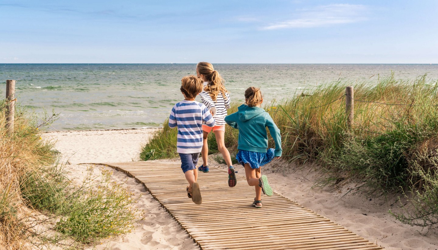 Paved beach access is an important factor in resort accessibility., © TMV/Süß