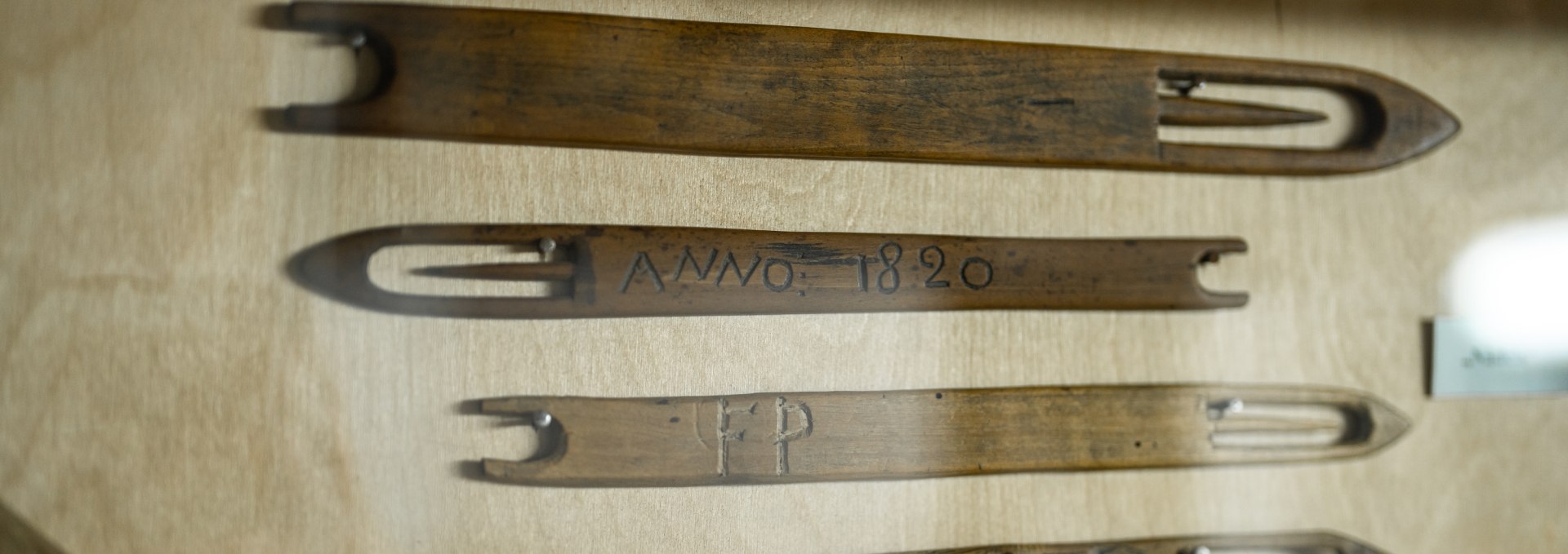 Old skis? No - these are historical needles used to repair fishing nets, © TMV/Gross