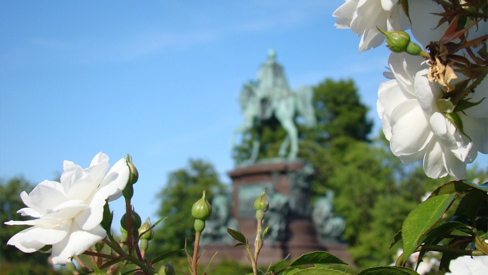 Statue of Friedrich Franz II of Mecklenburg-Schwerin on horseback, © © Tourismusverband Mecklenburg-Schwerin